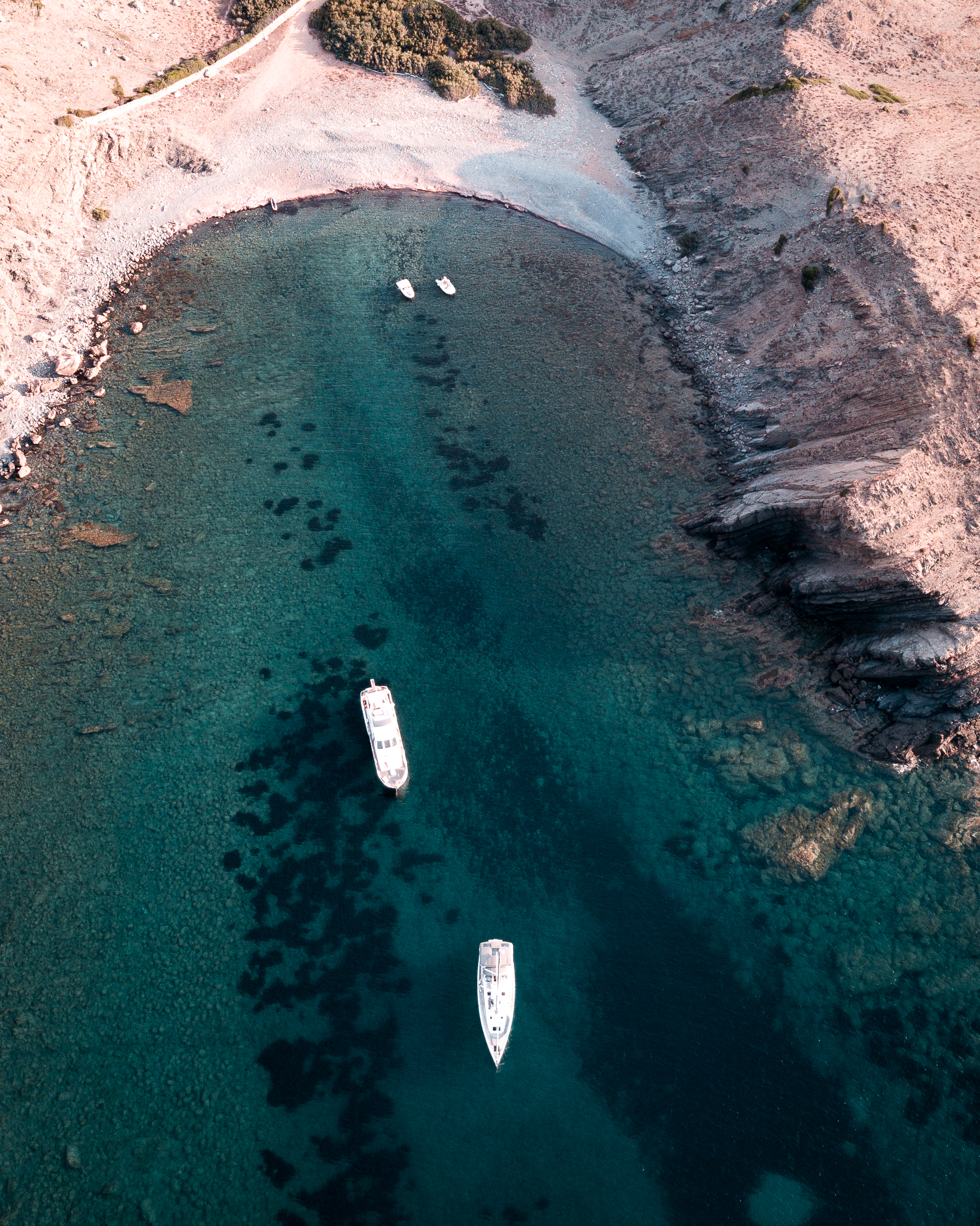 mongofre foto drone menorca excursion alquiler barco