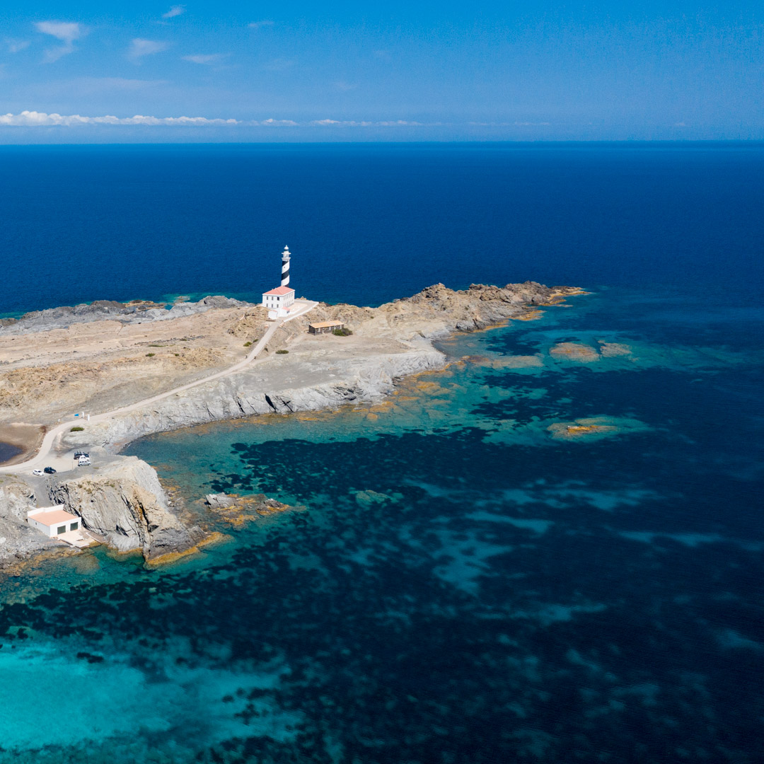 Location de bateau avec drone photo Favaritx à Minorque